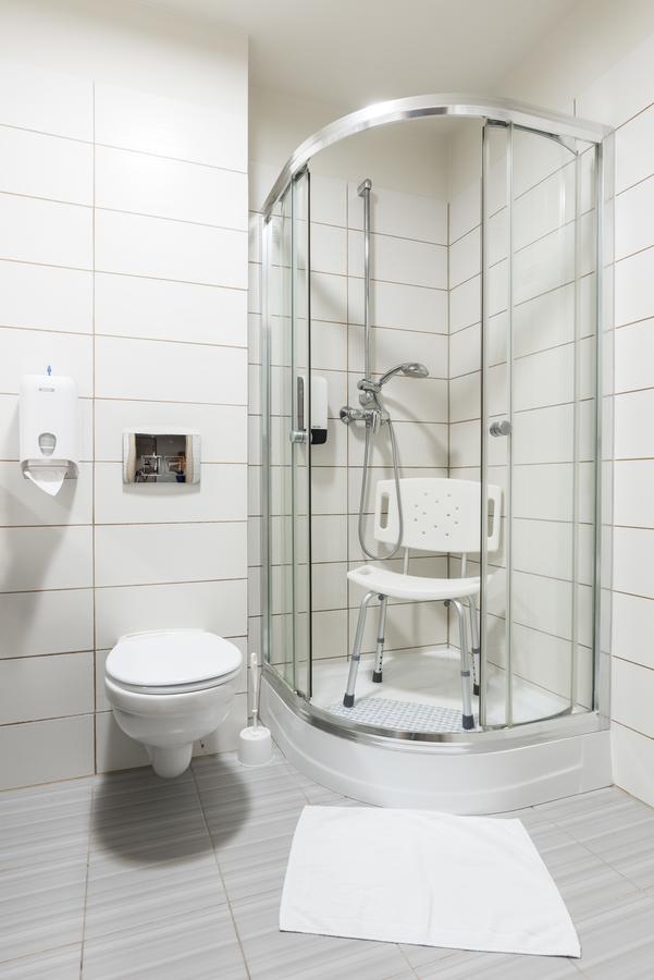 Willa Wiosenna Hotell Ozarow Mazowiecki Exteriör bild