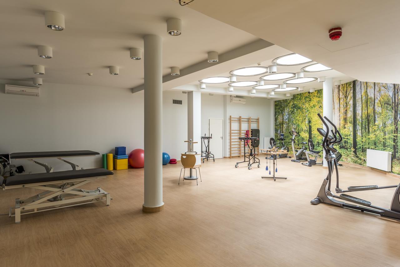 Willa Wiosenna Hotell Ozarow Mazowiecki Exteriör bild