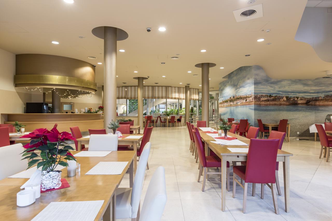 Willa Wiosenna Hotell Ozarow Mazowiecki Exteriör bild