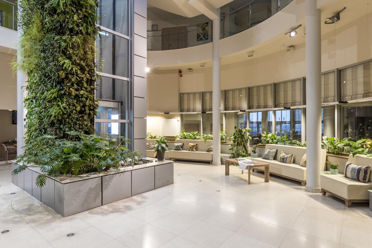 Willa Wiosenna Hotell Ozarow Mazowiecki Exteriör bild