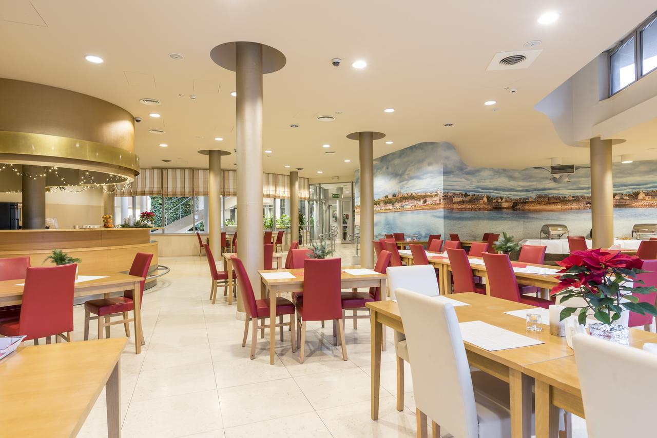 Willa Wiosenna Hotell Ozarow Mazowiecki Exteriör bild