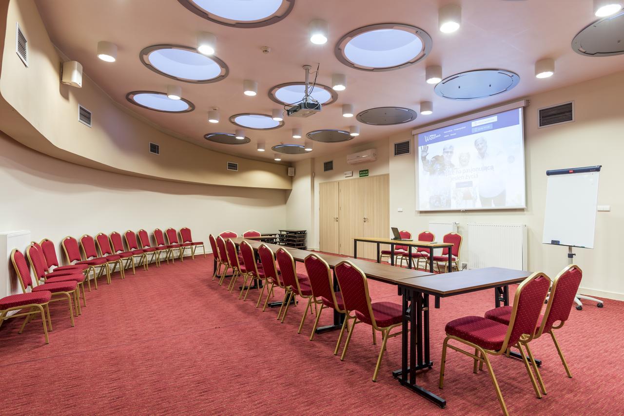 Willa Wiosenna Hotell Ozarow Mazowiecki Exteriör bild